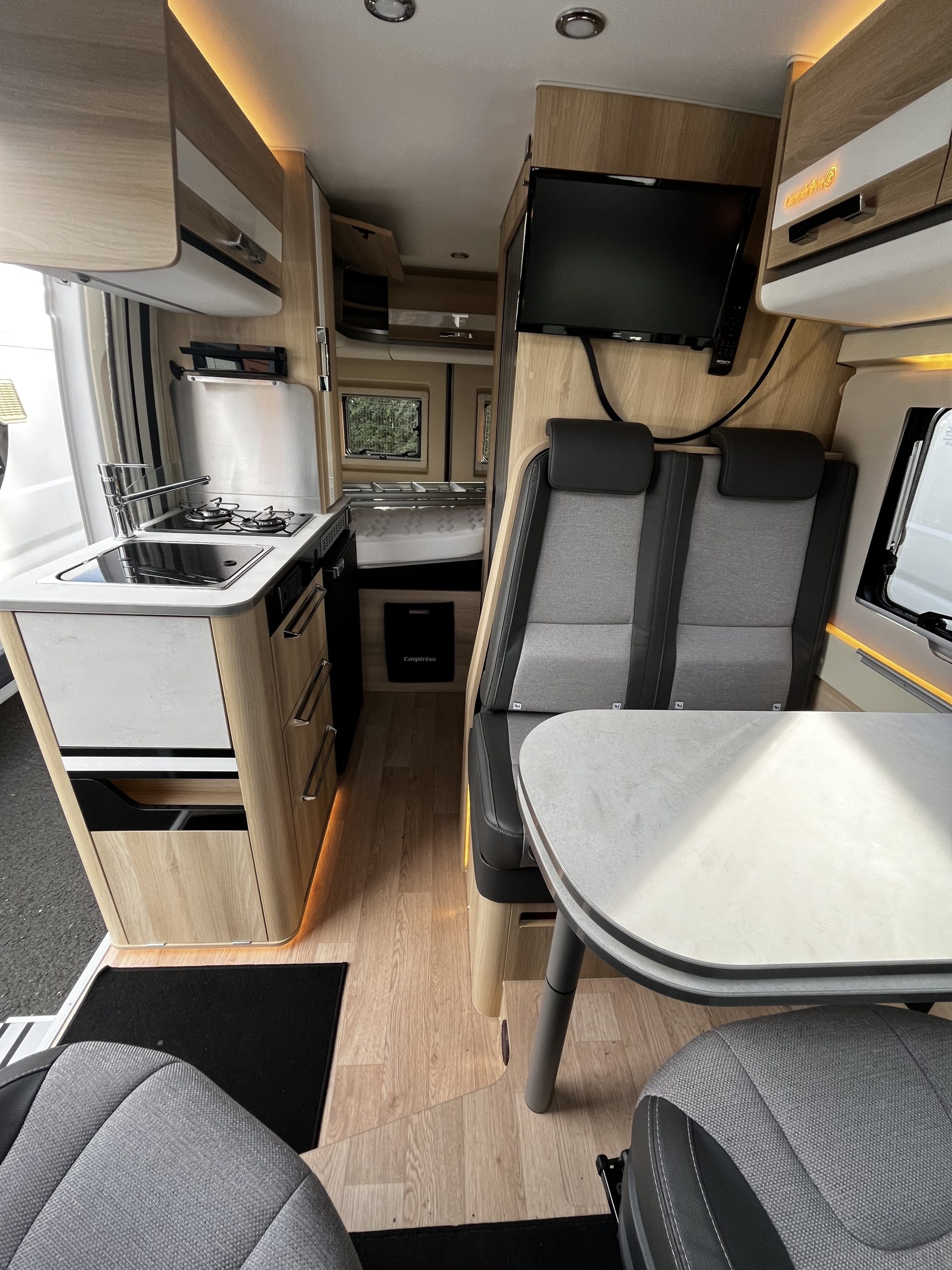 CAMPEREVE MAGELLAN 540 AIR – Image 4