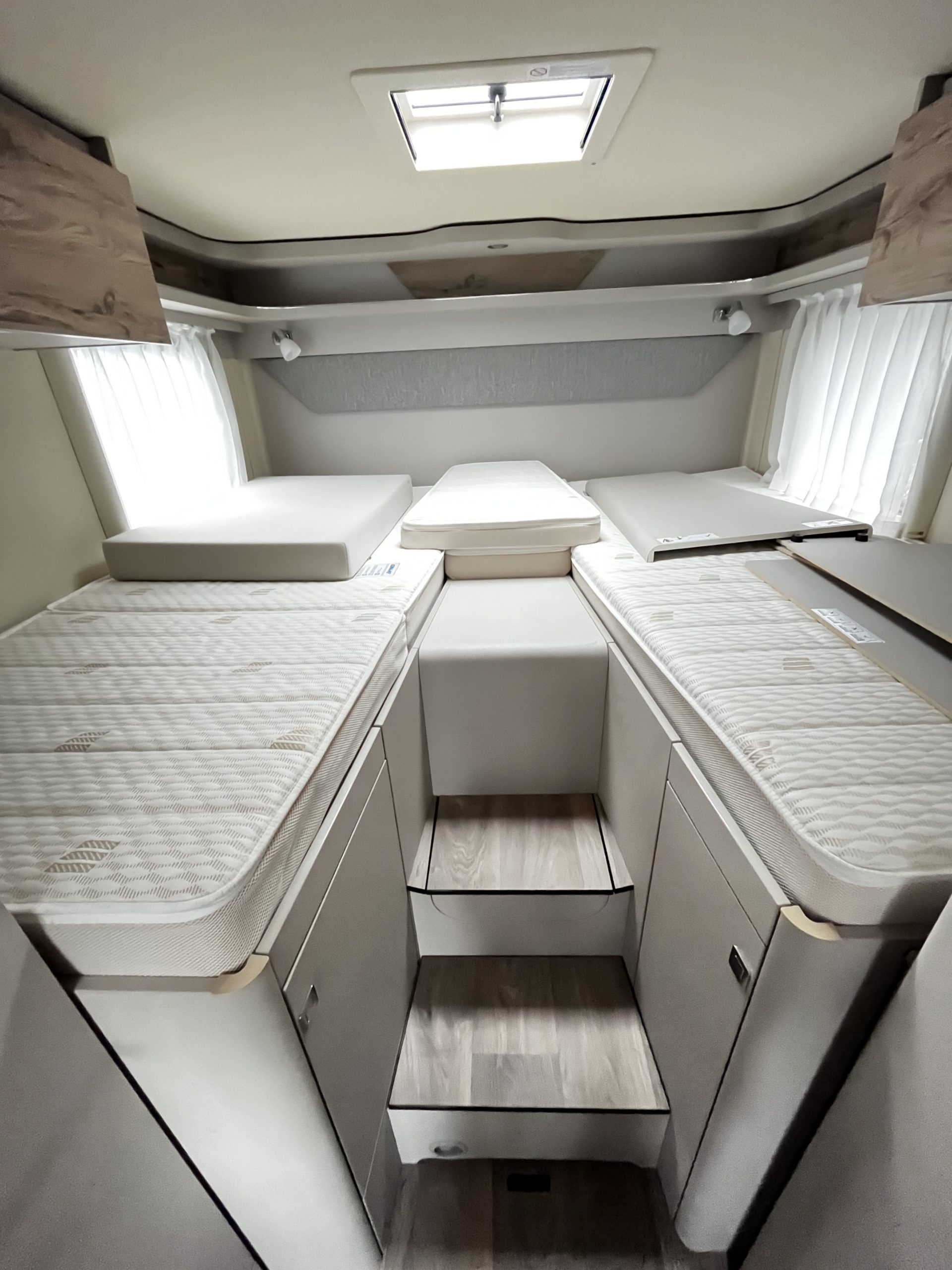 HYMER EXSIS I580 PURE COMPACT – Image 9