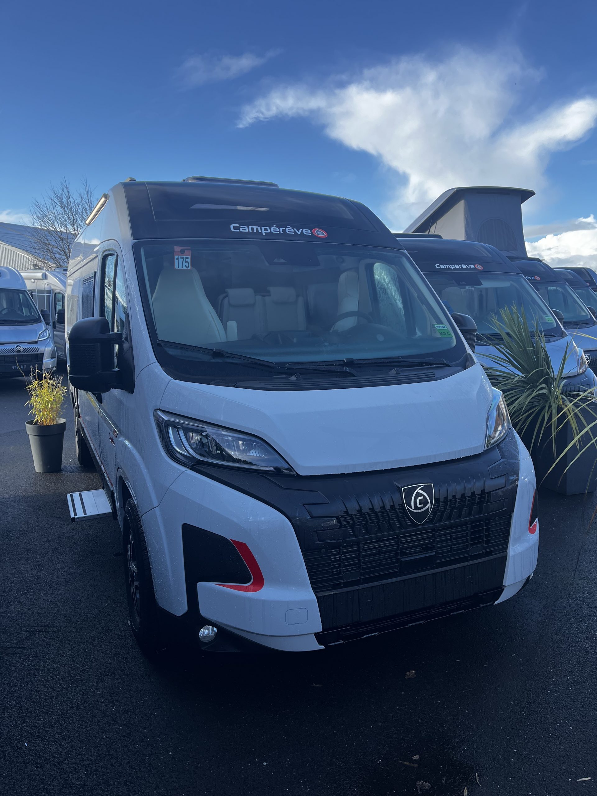 CAMPEREVE MAGELLAN 643 SAPHIR