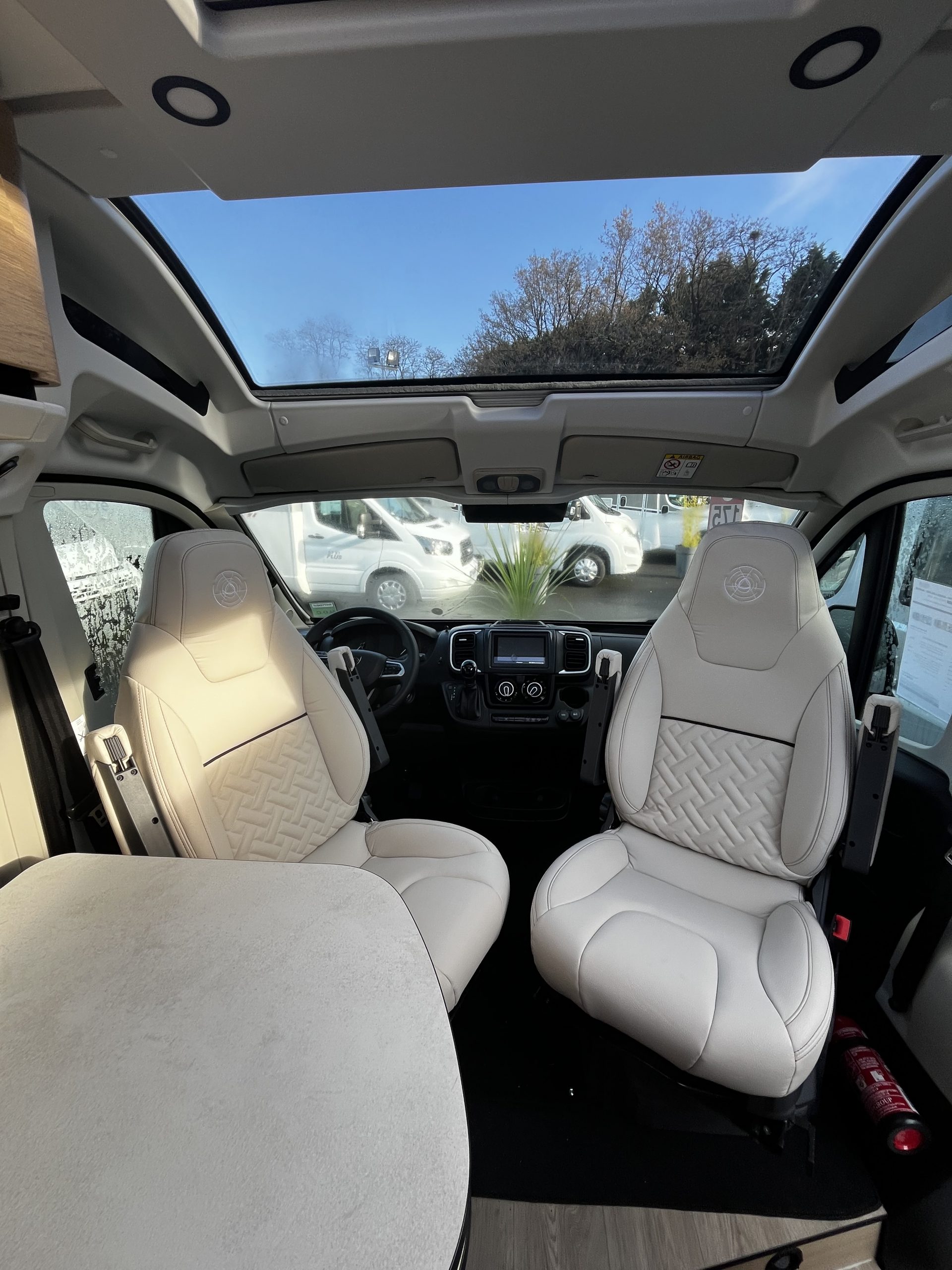 CAMPEREVE MAGELLAN 643 SAPHIR – Image 3