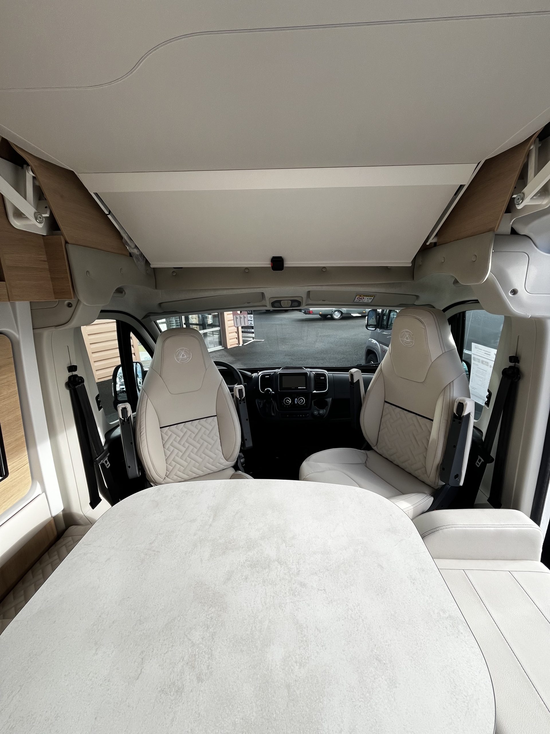 CAMPEREVE FAMILY VAN – Image 3