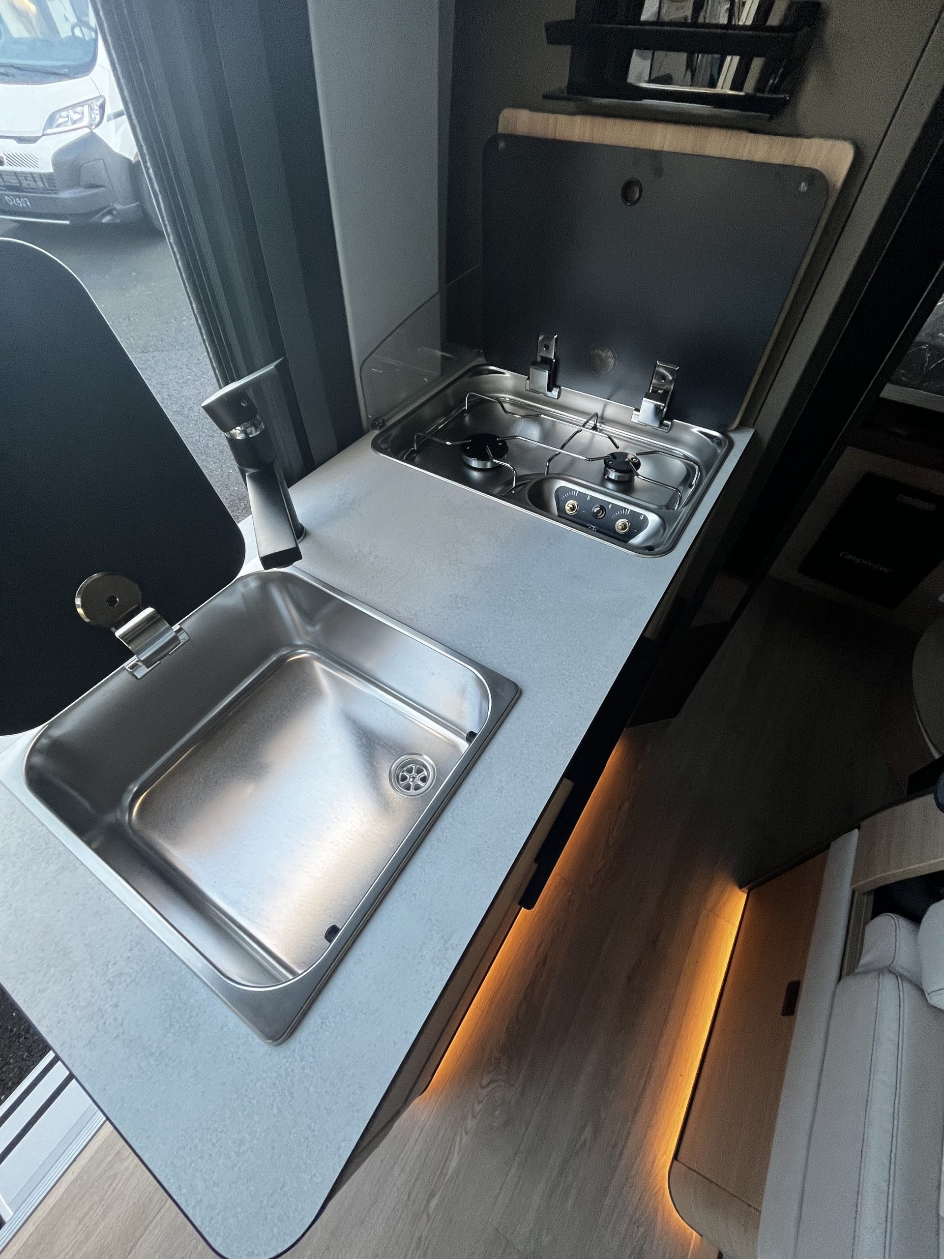 CAMPEREVE CAMPERVAN XL SAPHIR – Image 6
