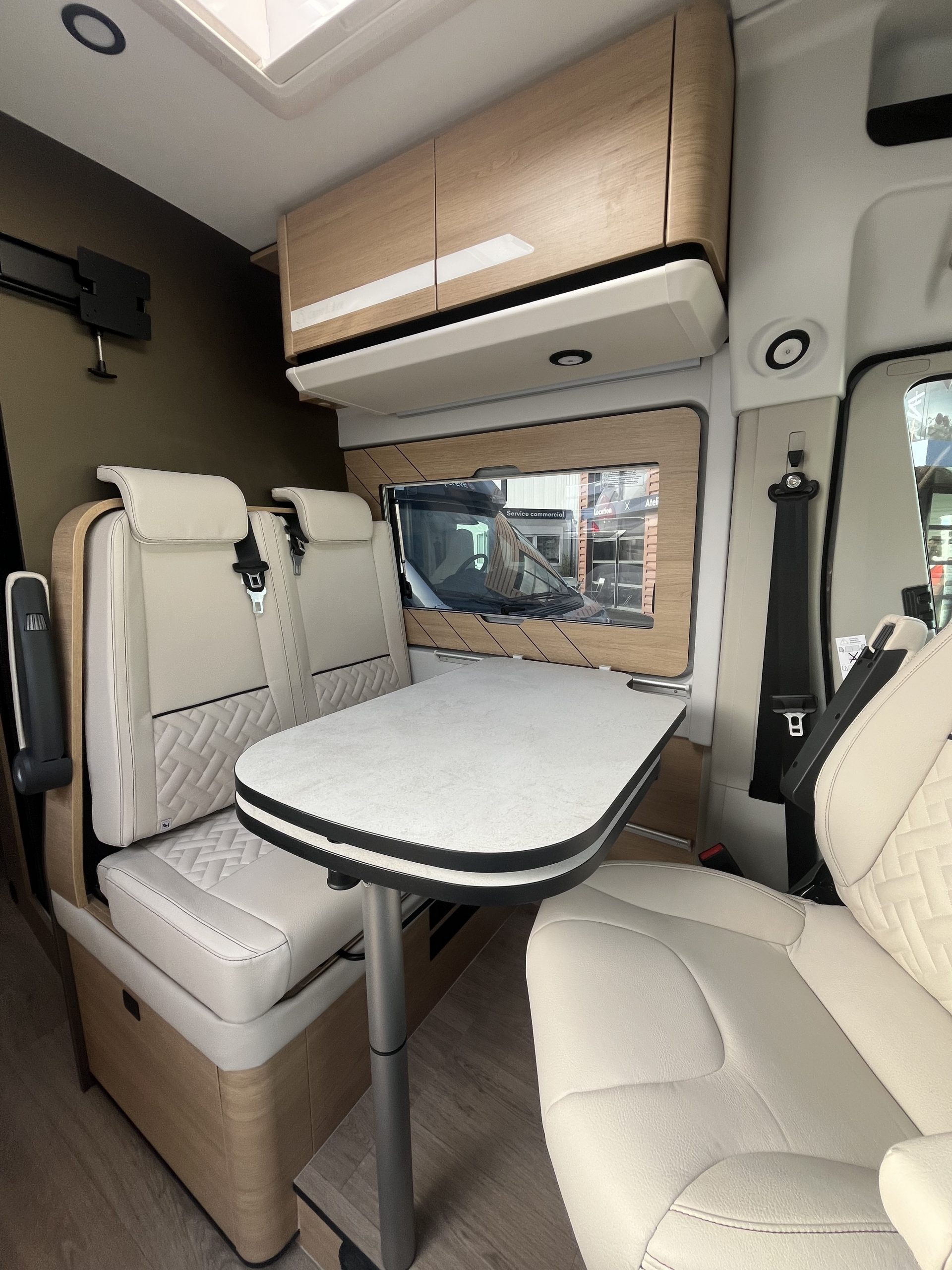 CAMPEREVE MAGELLAN 746 – Image 5