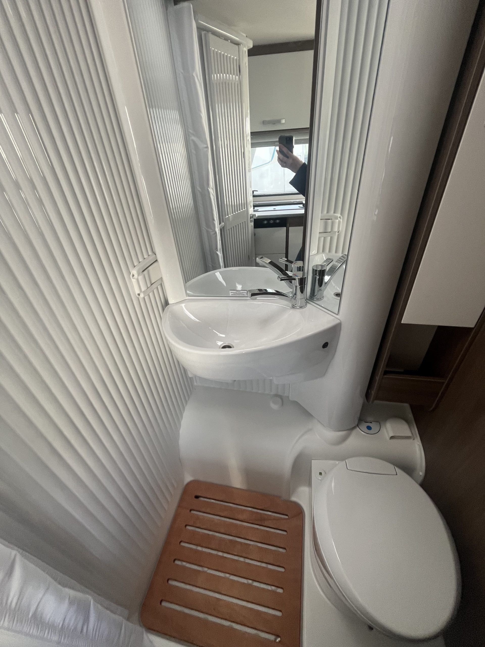 CARADO V347 PRO + – Image 7